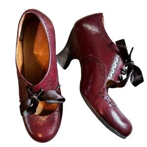 Naya Jada Leather Oxford Burgundy Mary Jane Heels